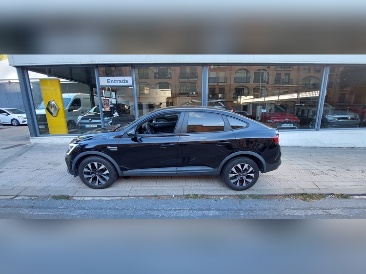 Renault Arkana 1.3 TCE 140CV foto 2